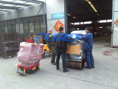 福瑞得機(jī)械座駕壓路機(jī)，手扶壓路機(jī)包裝發(fā)貨